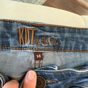 Kut from the Kloth Boyfriend Straight Leg Jeans